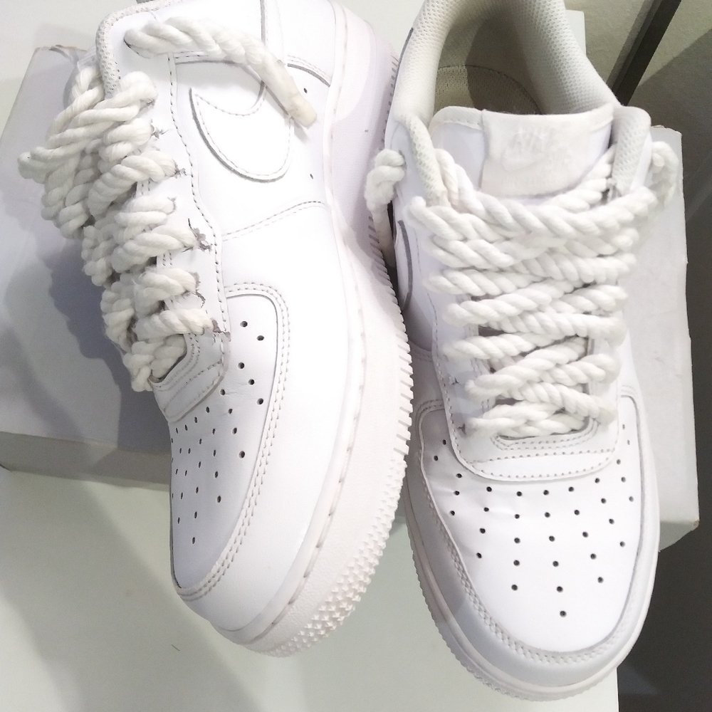 Nike Air Force 1 "Triple White" size 8